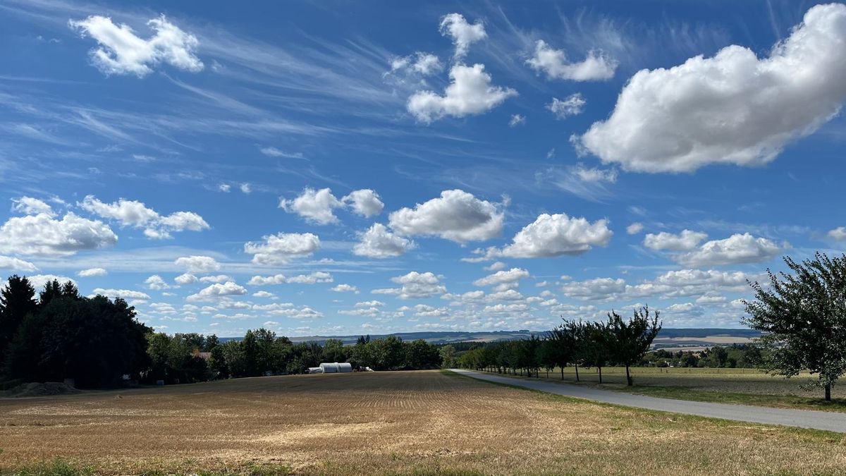 Kvůli lidské činnosti ubývá oblačnosti, což vede k dalšímu oteplování planety